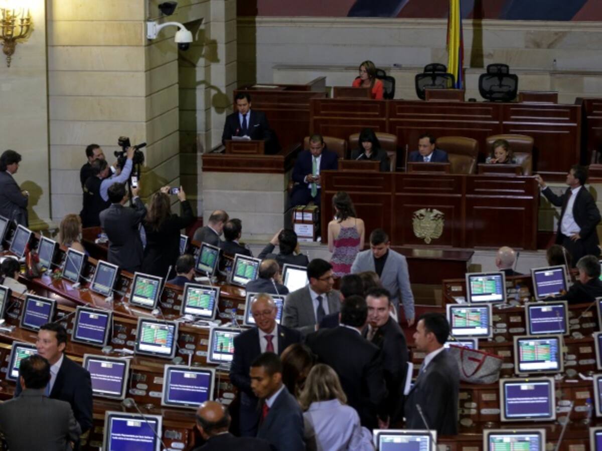 ‘Bochornosa’ sesión en la Cámara enredó trámite de la Reforma Política