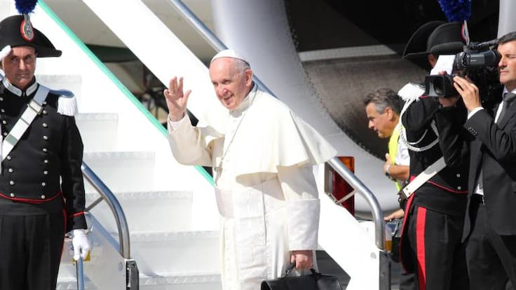Papa Francisco pide caminos de paz para Venezuela