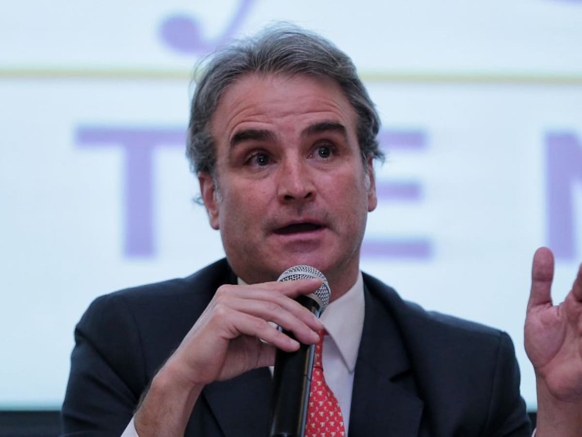 Pablo Felipe Robledo explicó sus actuaciones ante la Ruta del Sol II