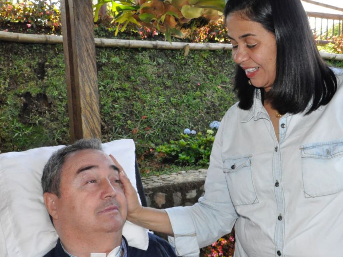 El ‘profe’ Montoya recibió el alta médica y ya se encuentra en su casa