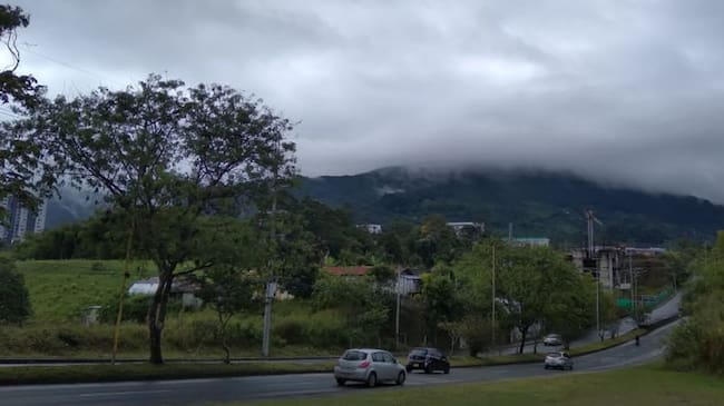 Vía del Centro de Convenciones de Armenia