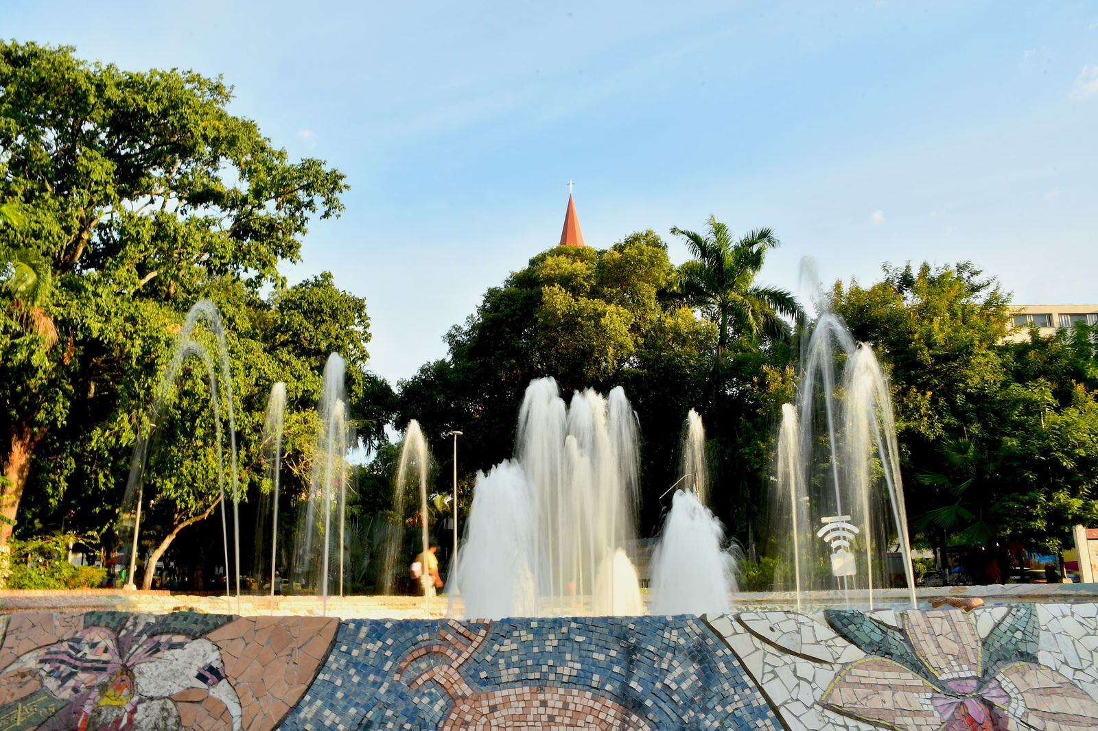 Los neivanos celebraron la iniciativa de la alcaldía, y manifestaron su conformismo con las obras adelantadas en la pila de agua, pues durante mucho tiempo estuvo sin uso y deteriorándose.