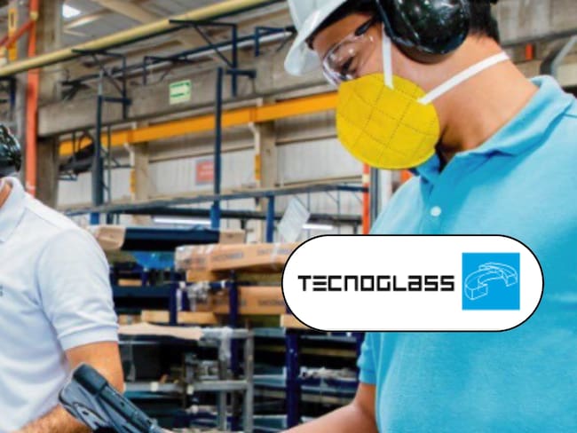 Imagen de referencia de trabajadores en la empresa Tecnoglass
