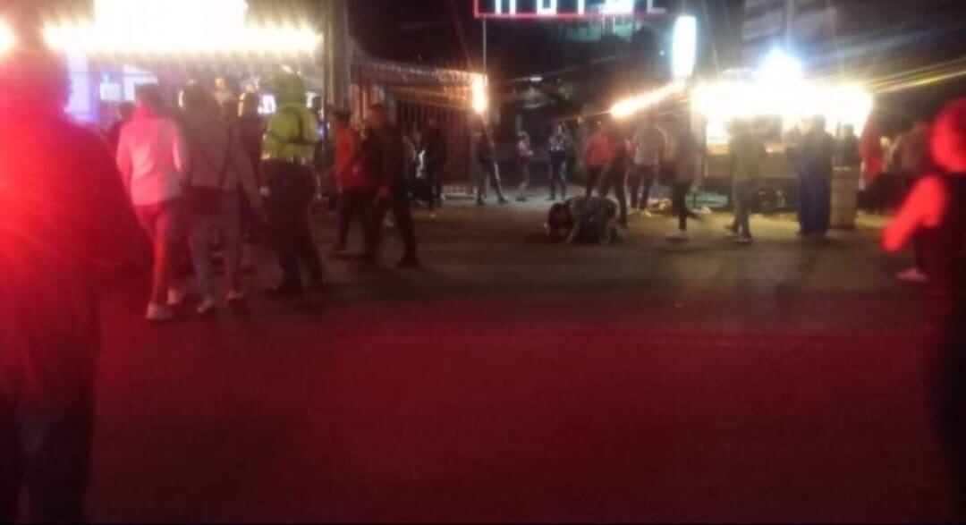 8 personas fueron arrolladas por un conductor al parecer en estado de embriaguez