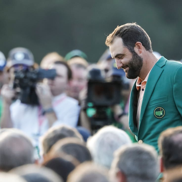 Augusta (United States), 14/04/2024.- Golfer Scottie Scheffler of the US wears his green jacket after winning the Masters Tournament at the Augusta National Golf Club in Augusta, Georgia, USA, 14 April 2024. The Augusta National Golf Club held the Masters Tournament from 11 April through 14 April 2024. EFE/EPA/ERIK S. LESSER