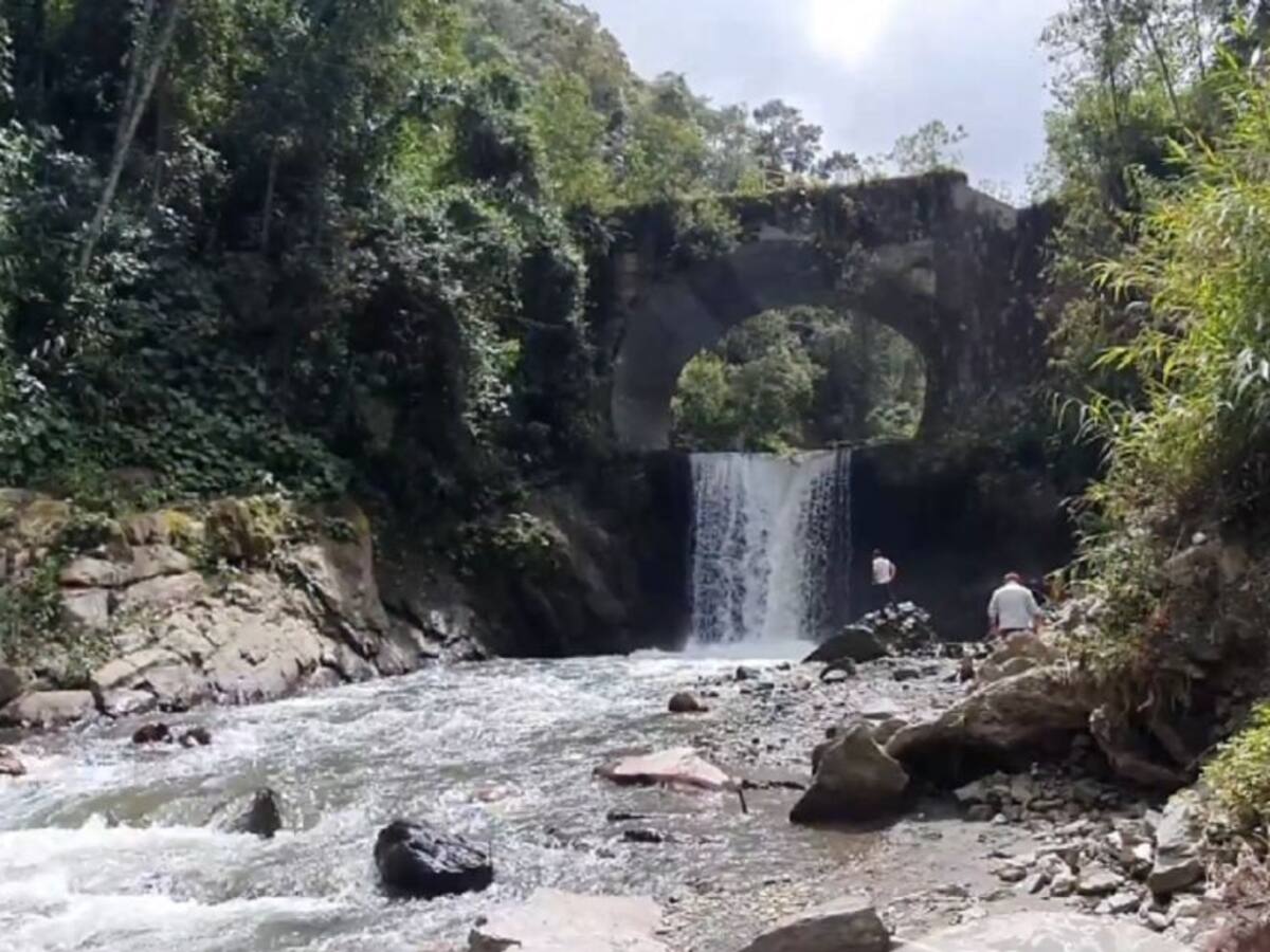 Empiezan los trabajos en el sector Río Hondo de Marulanda
