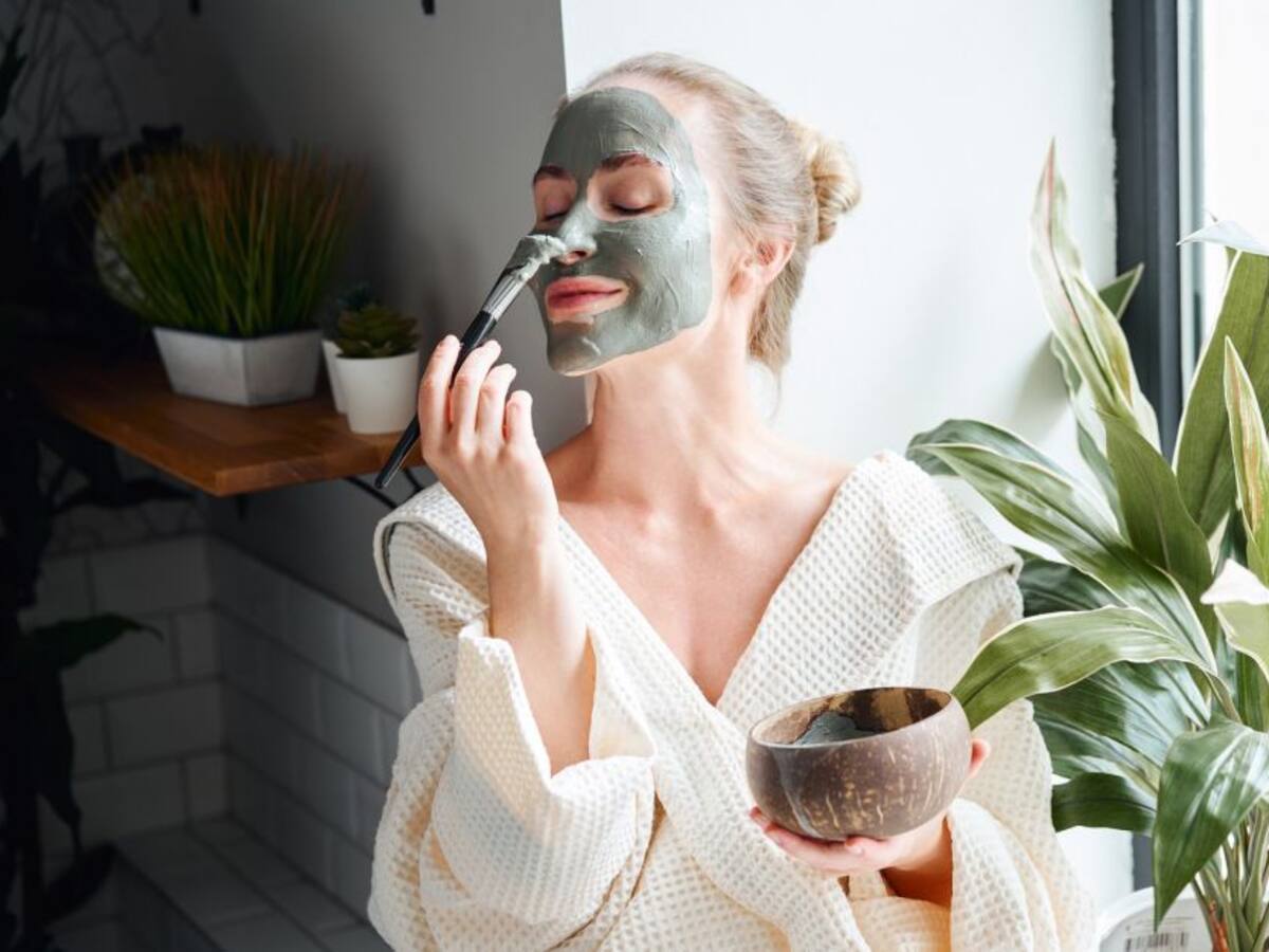 ¿Cómo usar aceite de coco para hidratar, nutrir y rejuvenecer la piel?