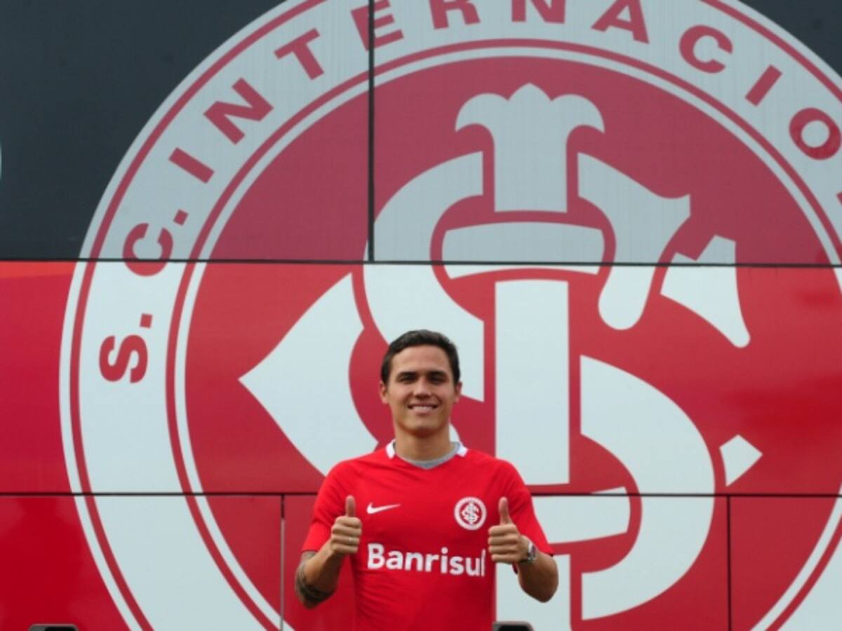 En imágenes: La presentación de Seijas en Internacional de Porto Alegre