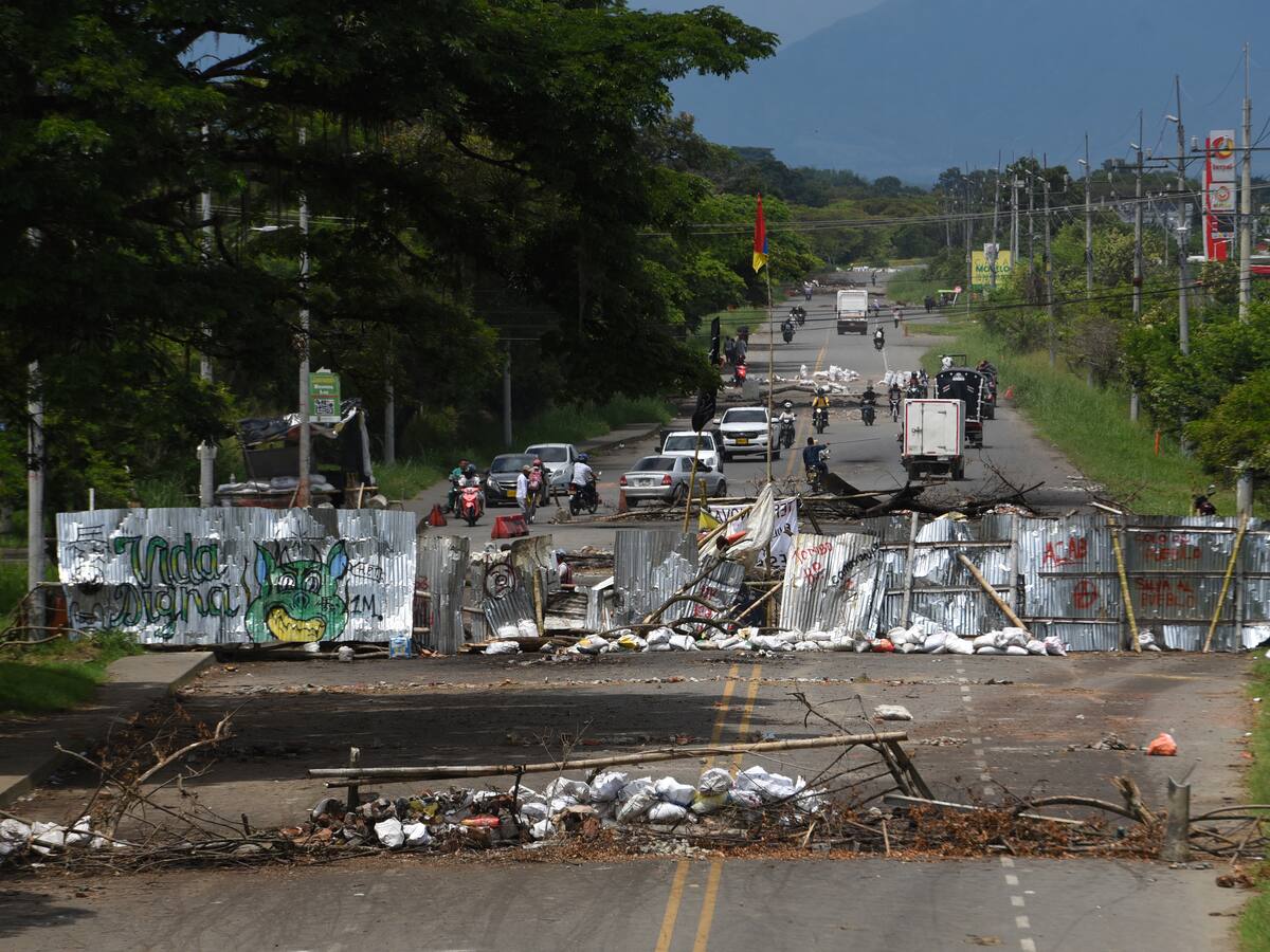 ¿Cuáles son las consecuencias de los bloqueos en la vía Panamericana para el Cauca y el país?