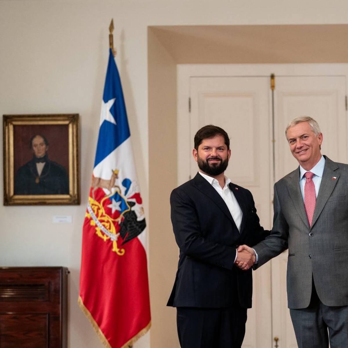 Boric recibe a Kast en la Moneda: “Un traspaso de mando ejemplar”