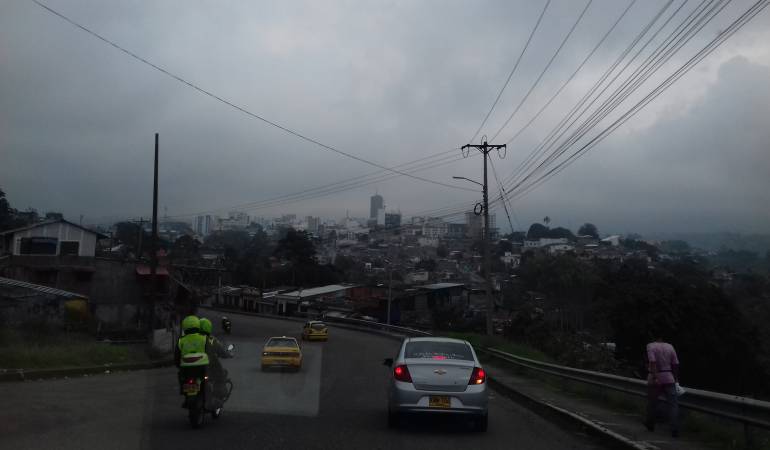 Facebook caracol radio Armenia 1150am línea whatsapp 3155681277 Twitter @caracolRArmenia.