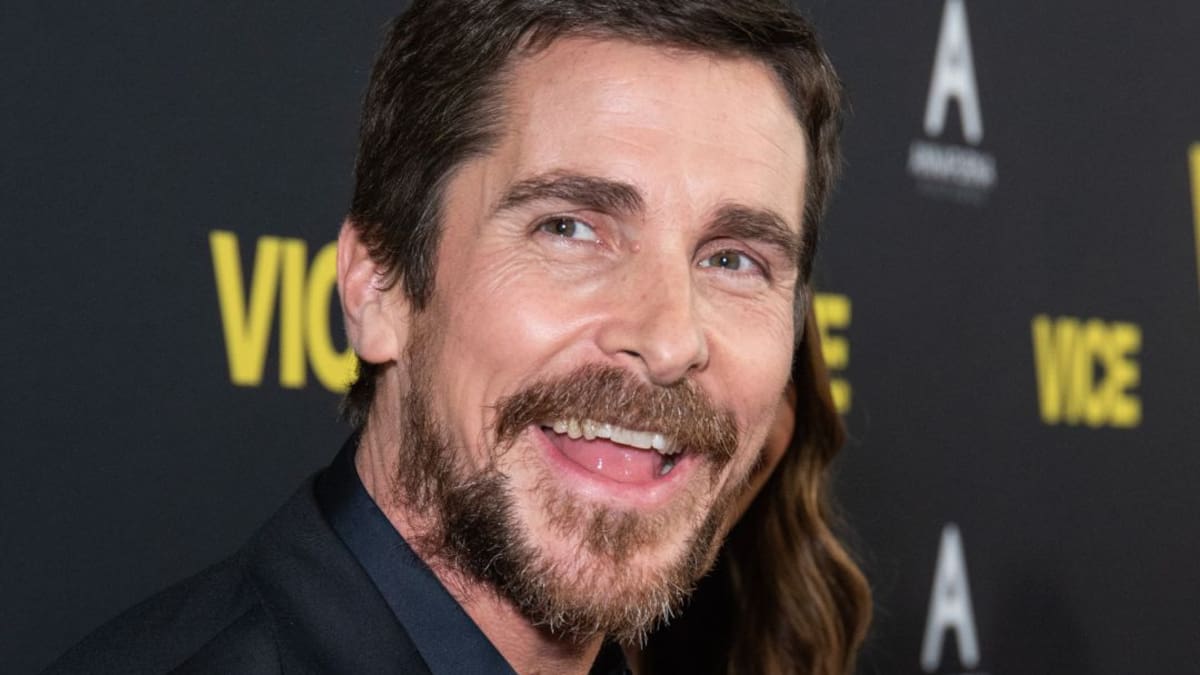 Christian Bale llega a Australia para rodar Thor: Love and Thunder