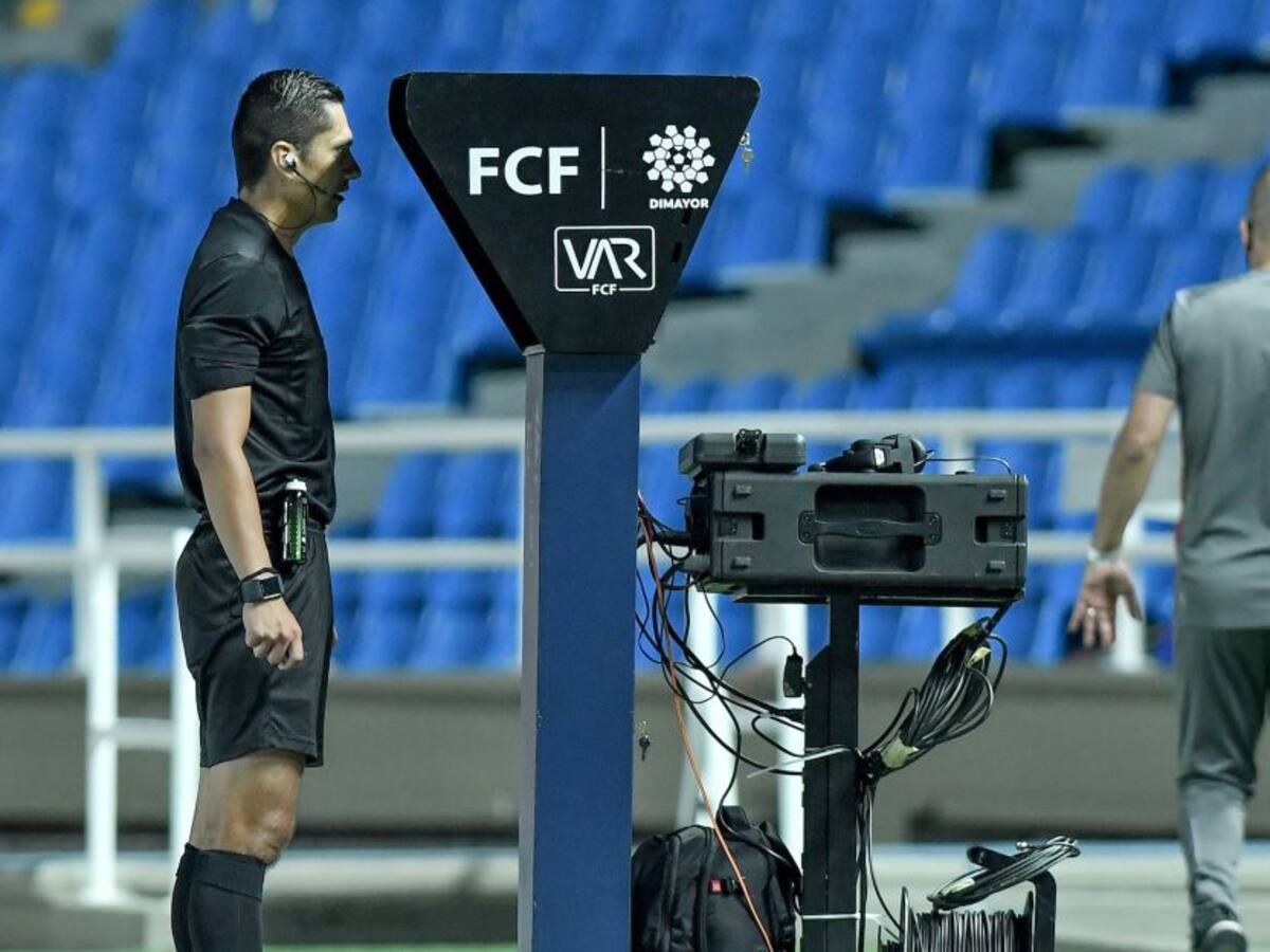 Todos los partidos de las finales del fútbol colombiano tendrán VAR