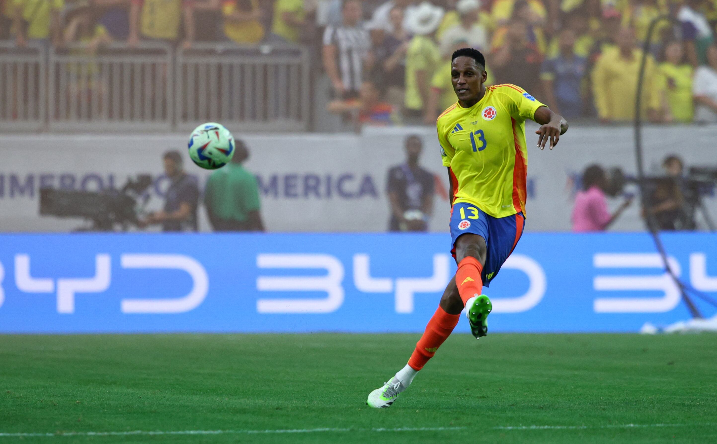 Yerry Mina (Photo by ARIC BECKER/AFP via Getty Images)