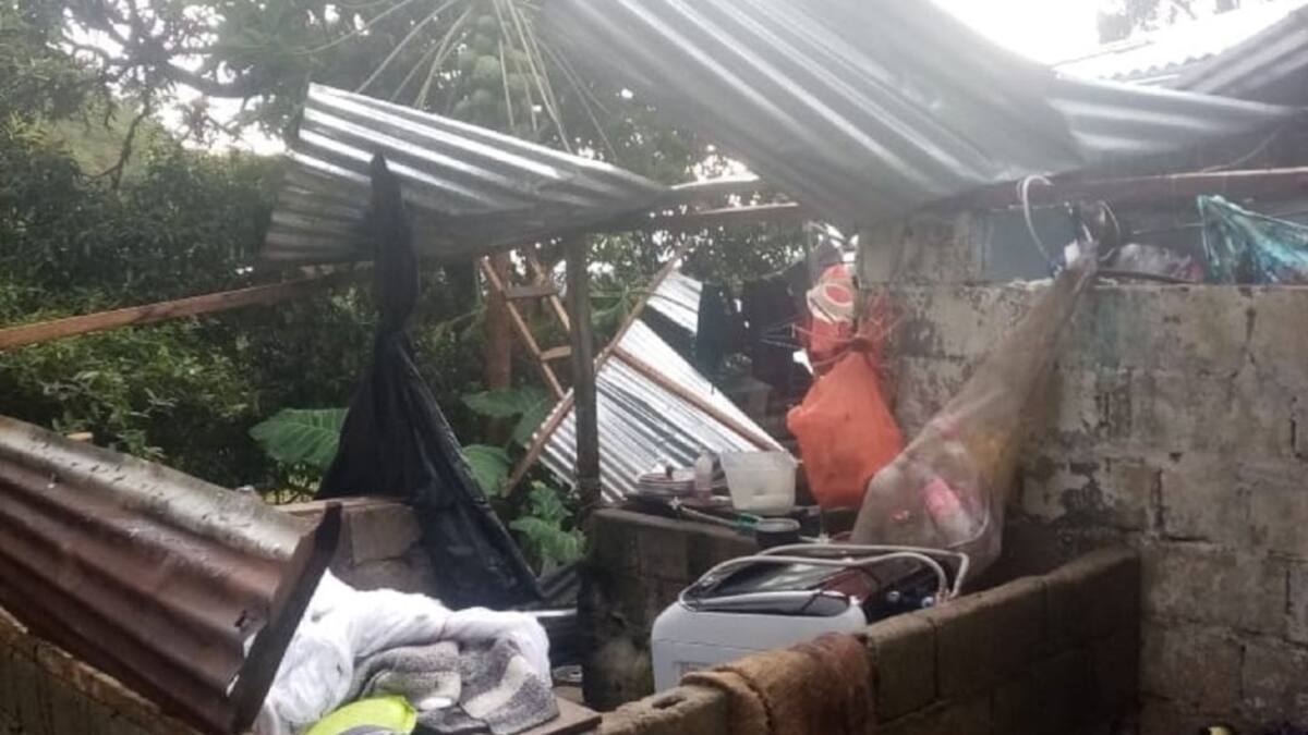 Vientos huracanados destecharon varias viviendas en Marquetalia, Caldas