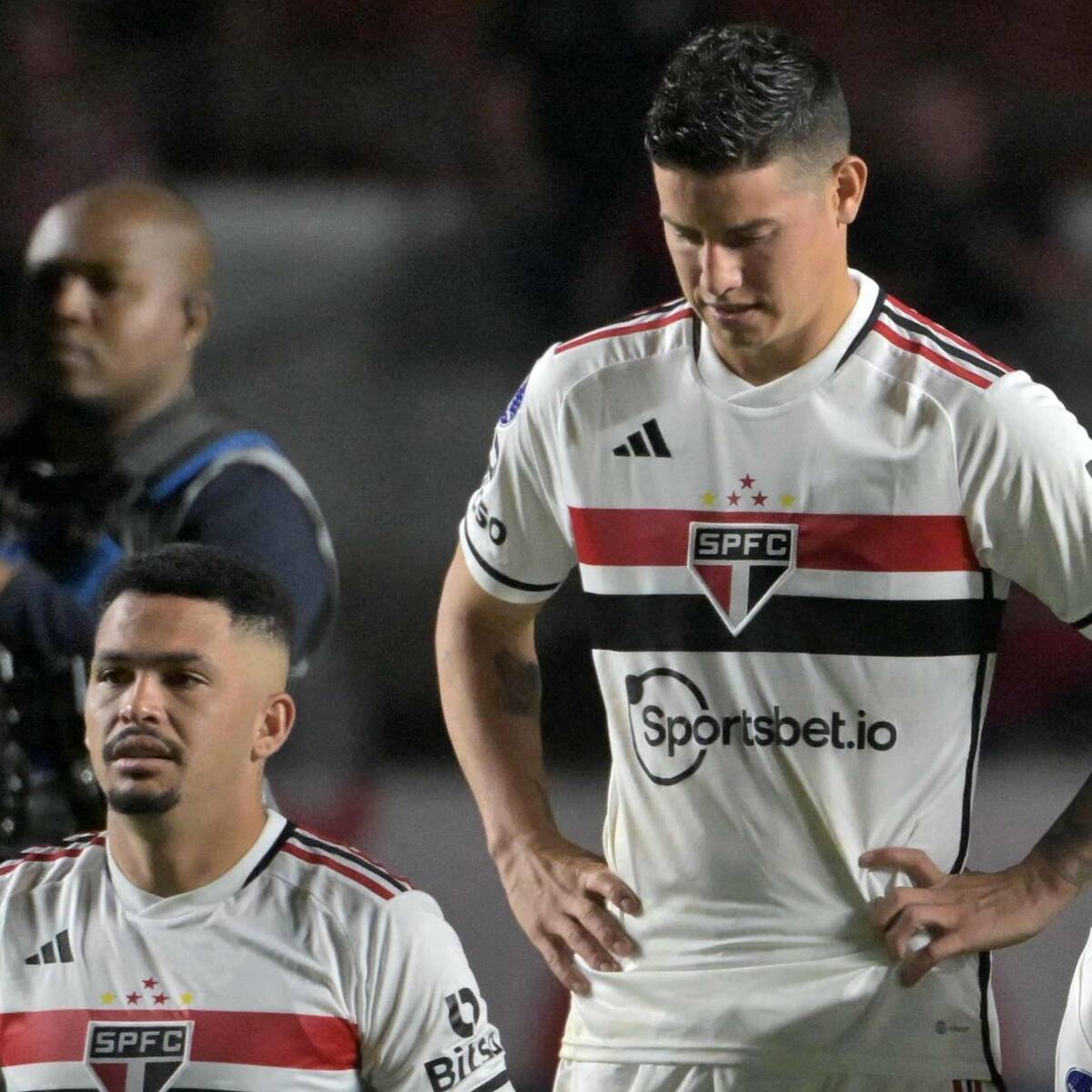 DT de São Paulo explica por qué James Rodríguez no cobró penal en eliminación del Paulista
