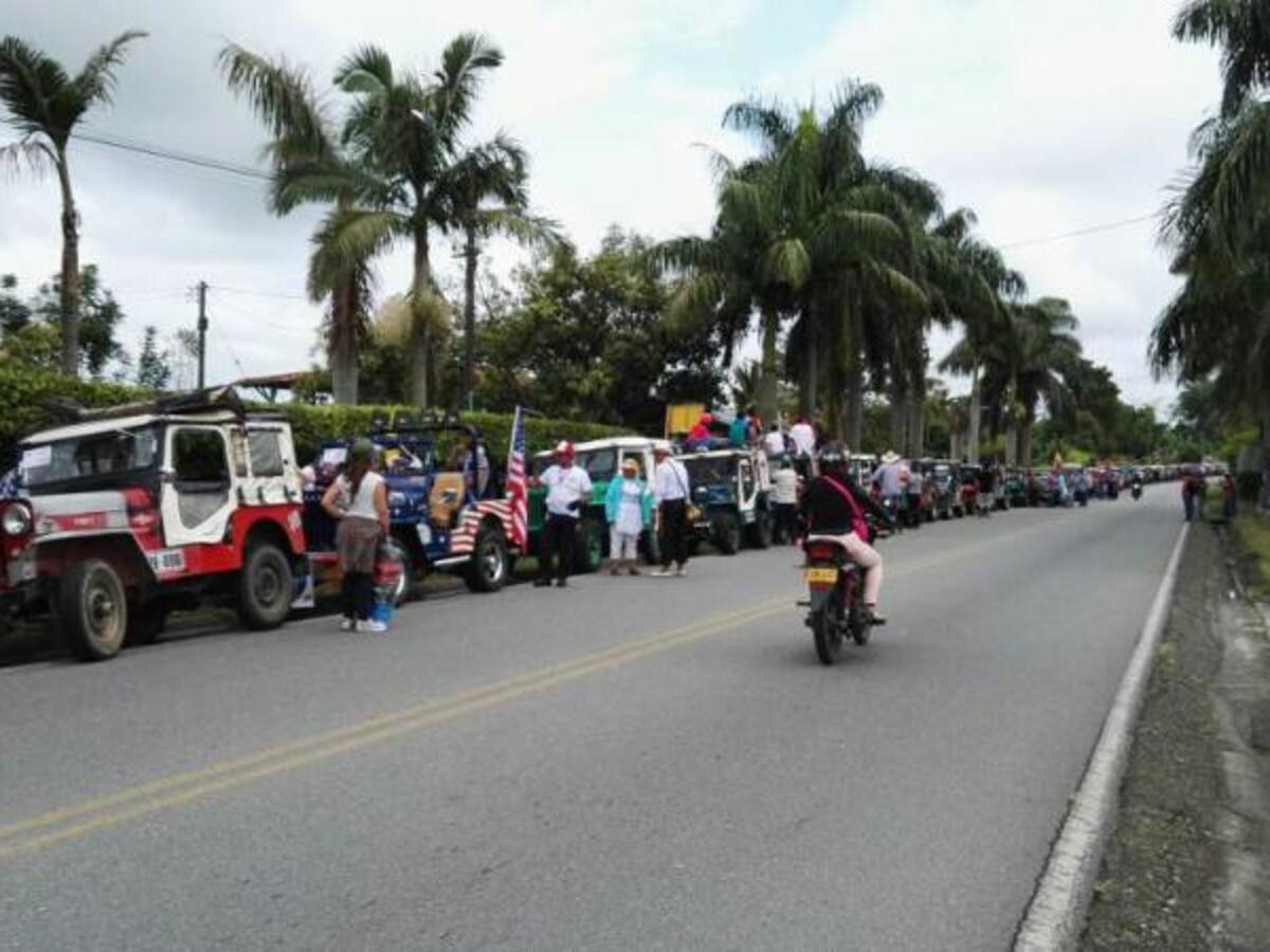 Conductores de Jeep Willys se niegan a desaparecer