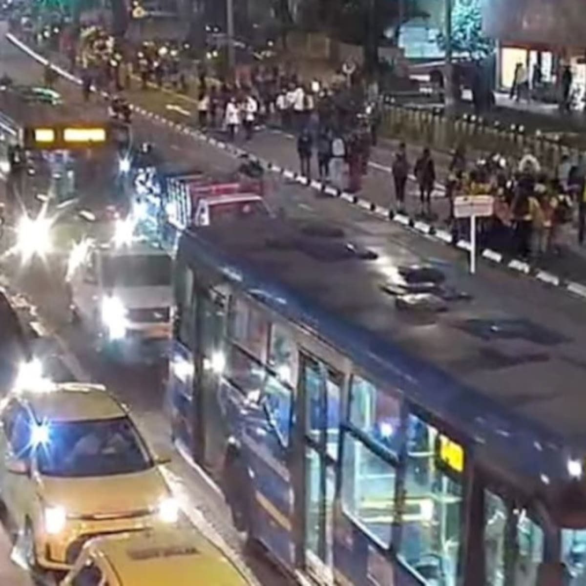Manifestación en carrera Séptima con destino a la Plaza de Bolívar: cómo está la movilidad en Bogotá