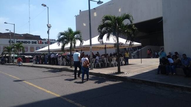 Trabajadores del Palacio de Justicia exigen que se establezcan responsabilidades en el hecho que dejó dos víctimas fatales. . Foto: W Radio