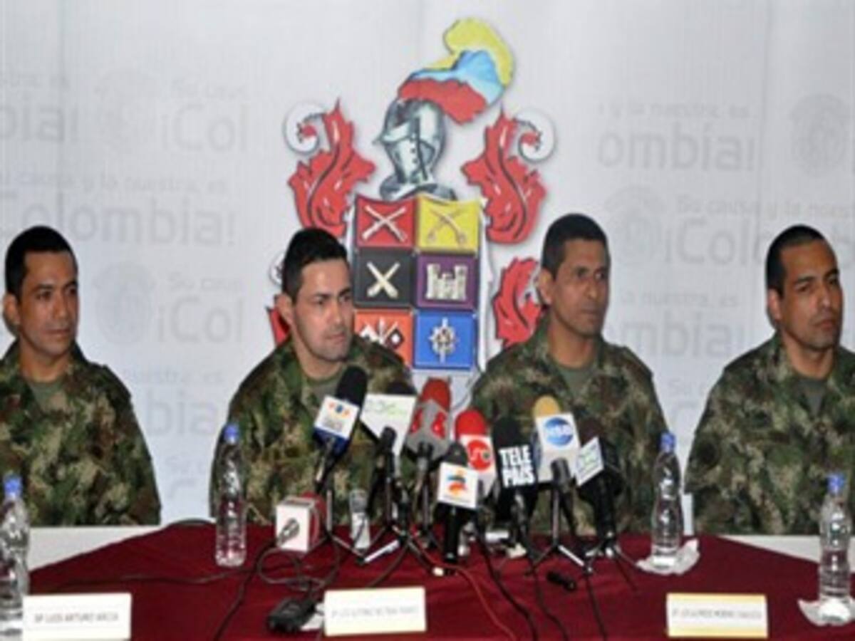 Militares liberados piden no olvidar a quienes siguen secuestrados por las Farc