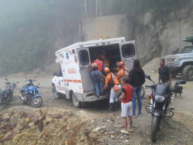 Rescatan cinco personas que estaban atrapadas en una mina en Marmato