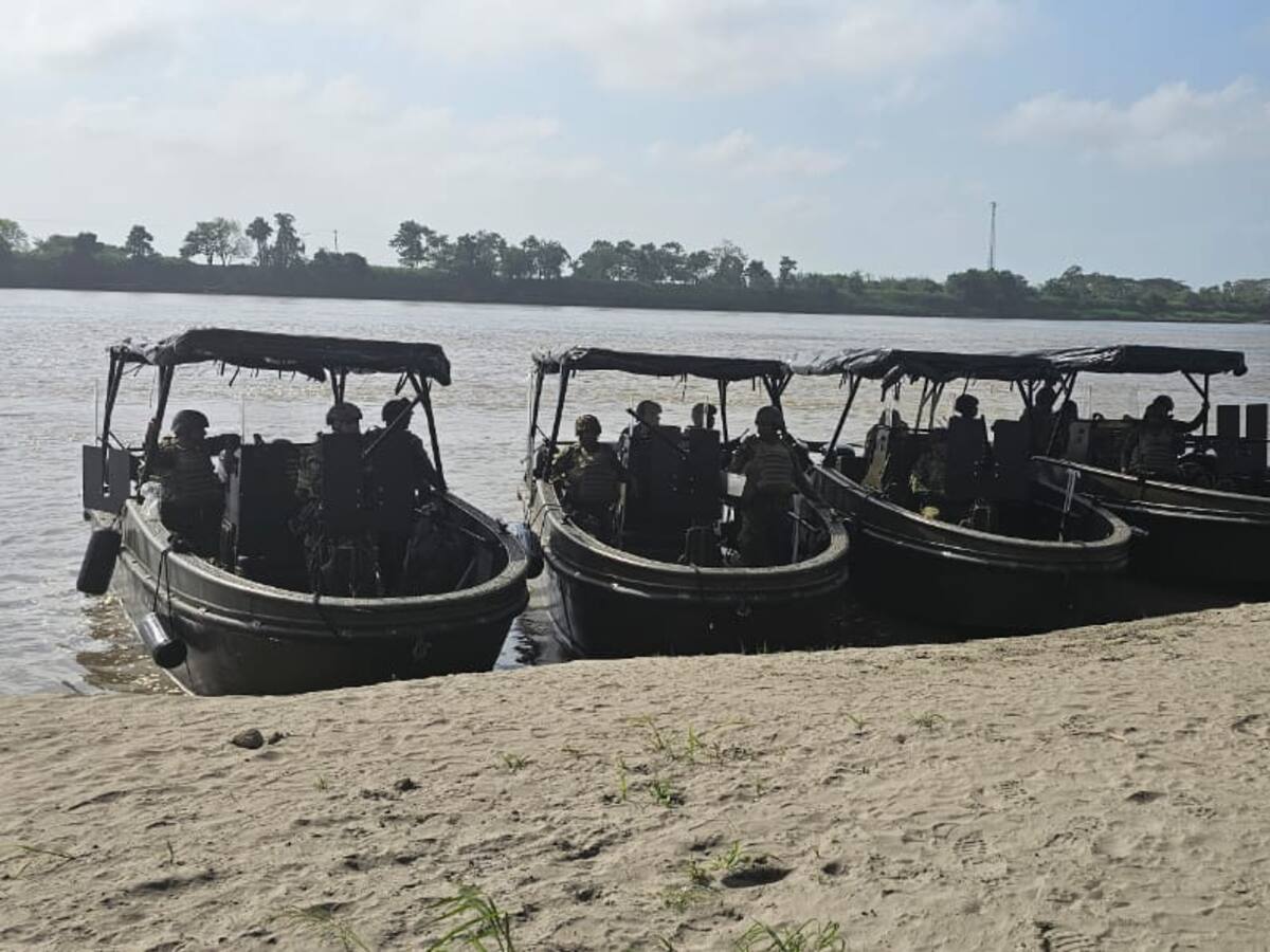 Armada recibe nuevos botes para fortalecer sus operaciones en ríos del caribe colombiano