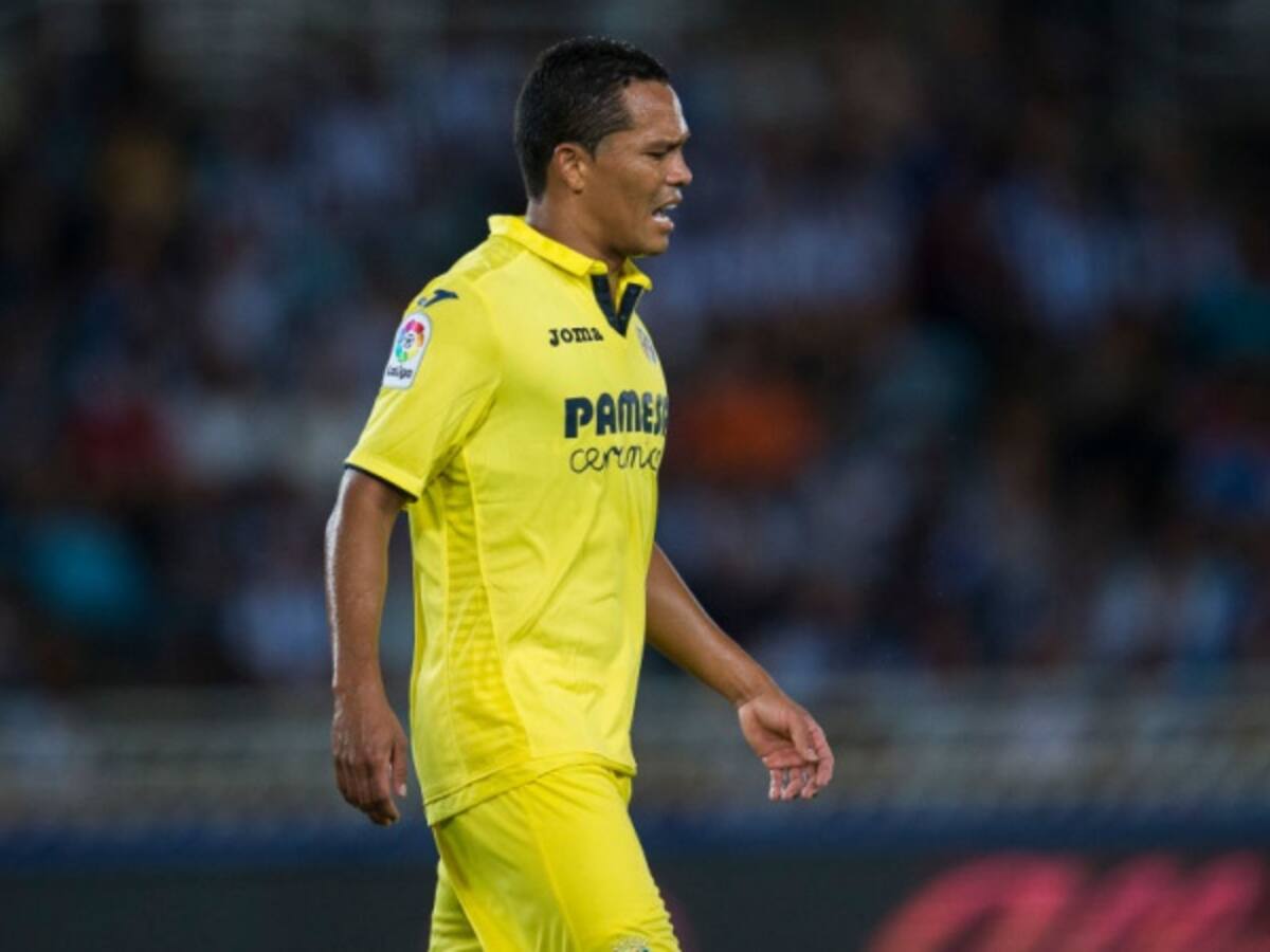 Carlos Bacca se someterá a pruebas por unas molestias musculares