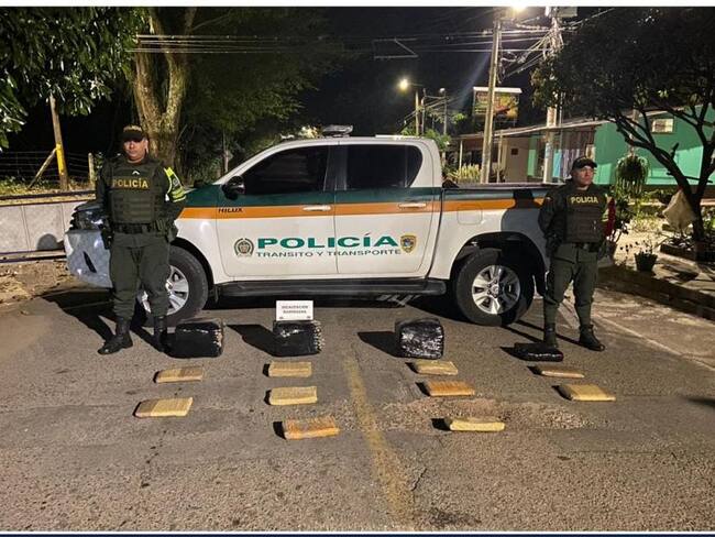 Los operativos se realizaron en las vías de los municipios de Tesalia y Paicol.