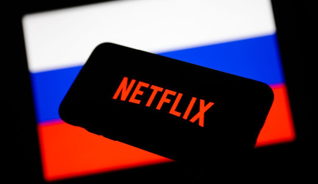 Los dos gigantes del entretenimiento se suman a otras empresas que han decidido abandonar el mercado ruso en respuesta a la invasión a Ucrania.