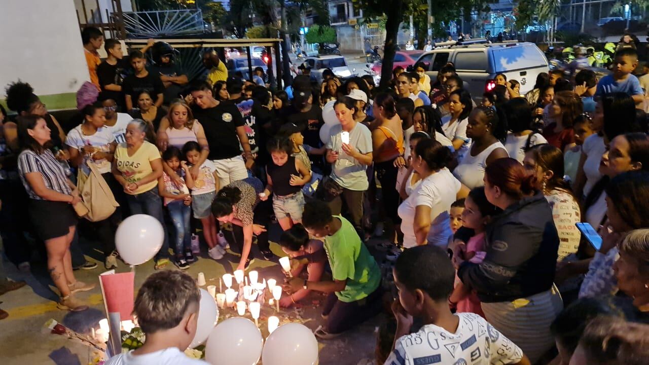 Habitantes del barrio San Judas se congregaron en el lugar en donde fue hallada desmembrada.