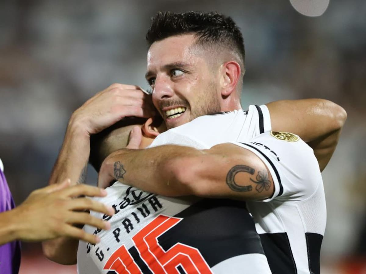 Olimpia castigó la falta de efectividad de Nacional con tres golazos