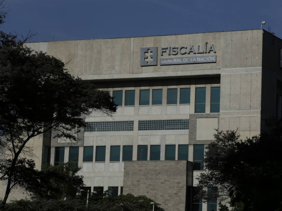 “No hay impunidad ni desviación en investigación del caso Uribe”: Fiscalía