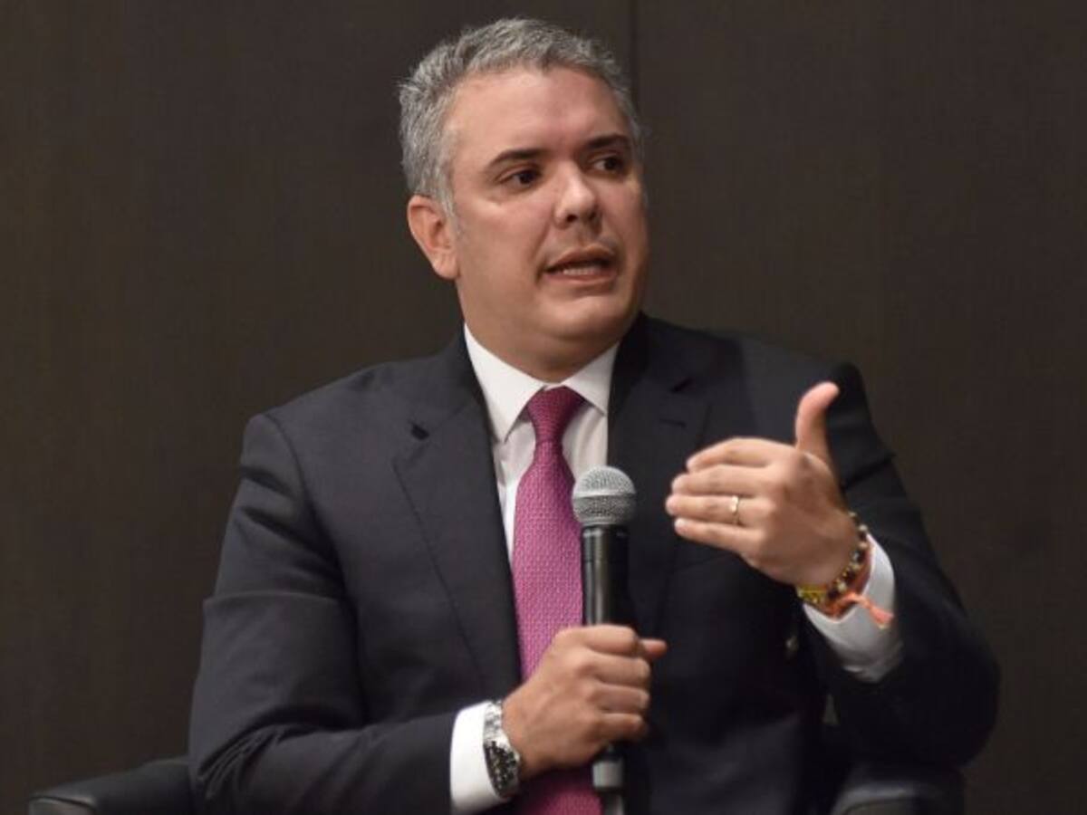 Duque defiende reforma tributaria y se compromete a sacarla adelante