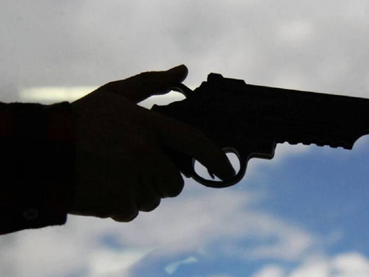 Ladrones robaron equipos médicos de una ambulancia en Medellín