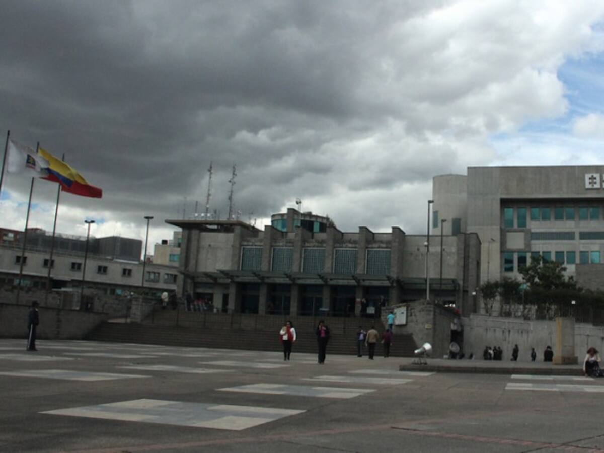 La Fiscalía retira a su director financiero (e) por entrega ilegal de dinero incautado