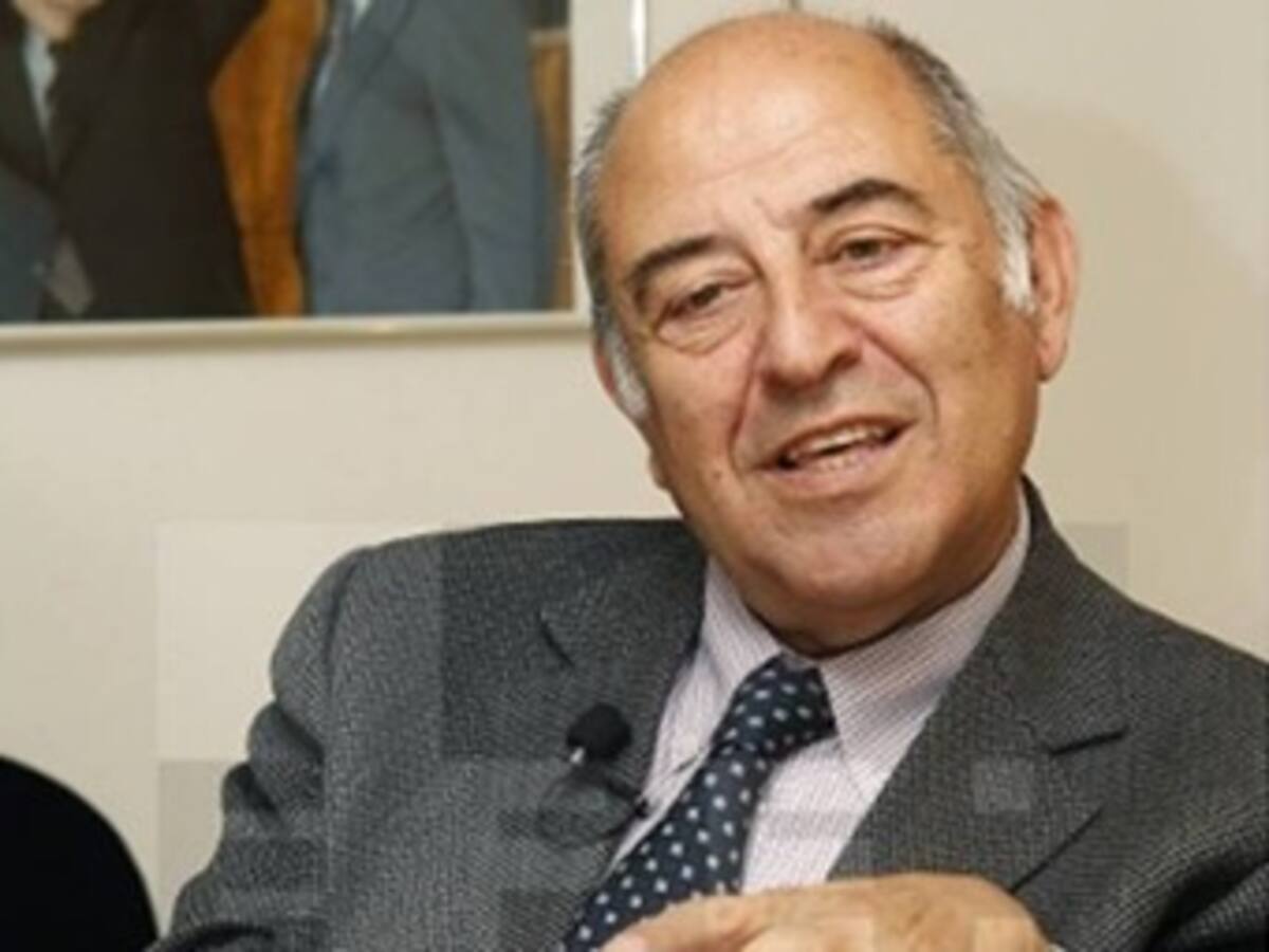 Una escuela virtual enseña a querer mucho, como en el bolero, pero mejor