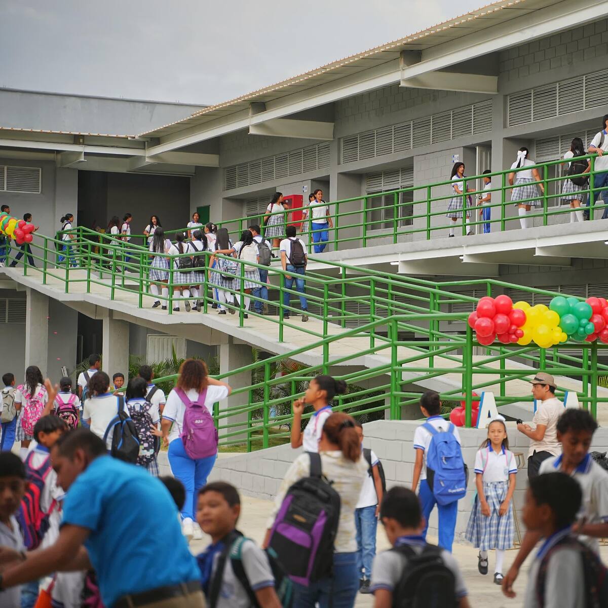 Bolívar inicia clases con énfasis en calidad, permanencia y acompañamiento