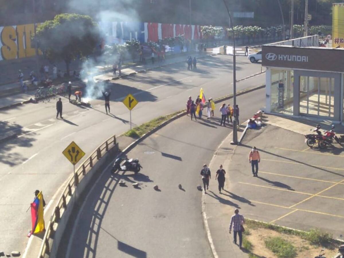VIDEO: Hay bloqueos viales en primera jornada de protestas