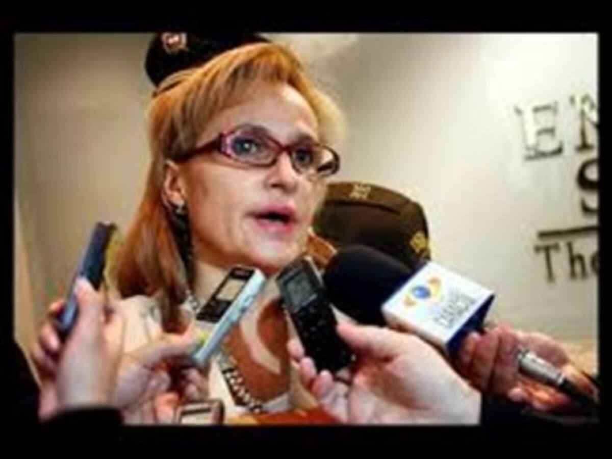 Contralora lanza críticas contra Saludcoop