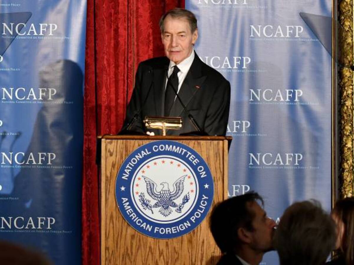 Ocho mujeres acusan de acoso sexual a Charlie Rose, veterano presentador de EE.UU.