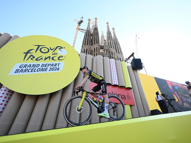 BARCELONA, SPAIN - JULY 02: Jonas Vingegaard of Denmark and Team Visma | Lease a Bike during the team presentation prior to the 113th Tour de France 2026 / #UCIWT / on July 02, 2026 in Barcelona, Spain. (Photo by Dario Belingheri/Getty Images)