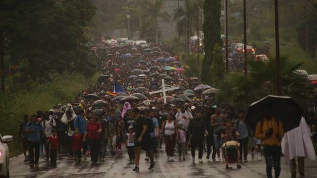 Caravana de 15.000 migrantes en camino del sur de México hacia Estados Unidos. Foto: Getty