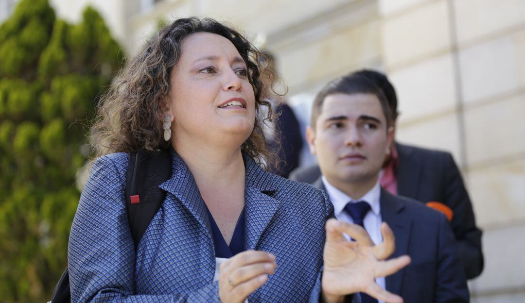 Senadora Angélica Lozano confirma positivo para COVID19