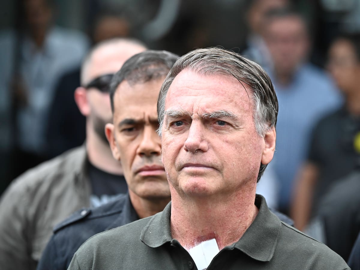 Brasil: ¿Bolsonaro violó la prisión domiciliaria?