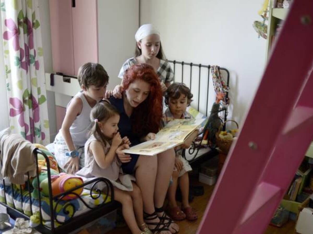 50 becas y 150 subsidios se entregarán a mujeres para intercambio cultural