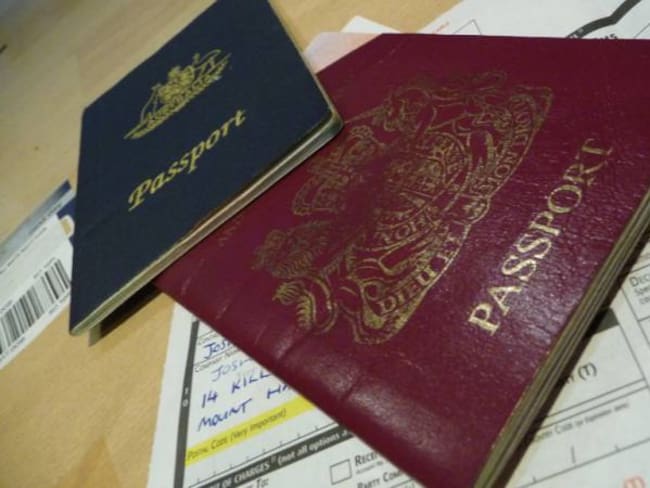 A partir del sábado, Ecuador exigirá pasaporte a venezolanos