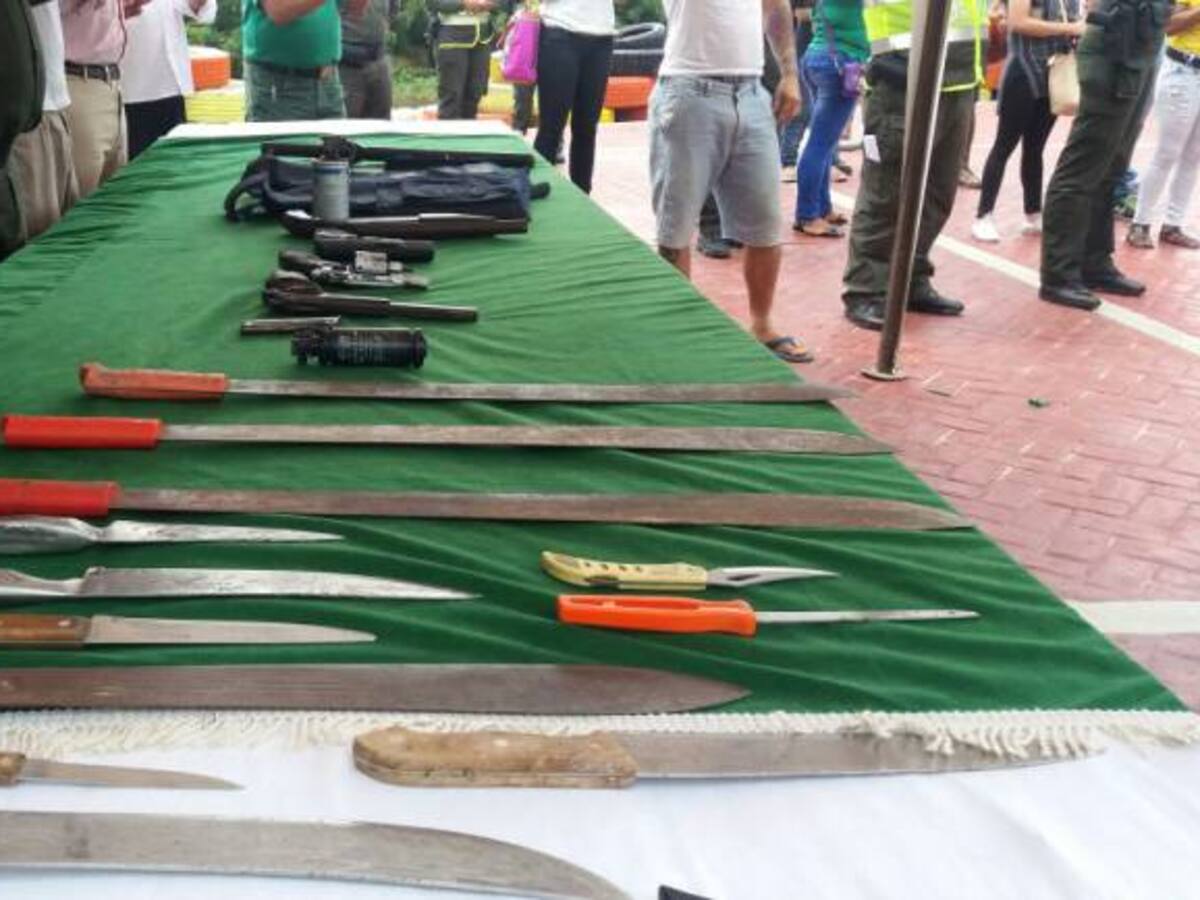 En Barranquilla 35 jóvenes hacen un pacto de paz por la vida