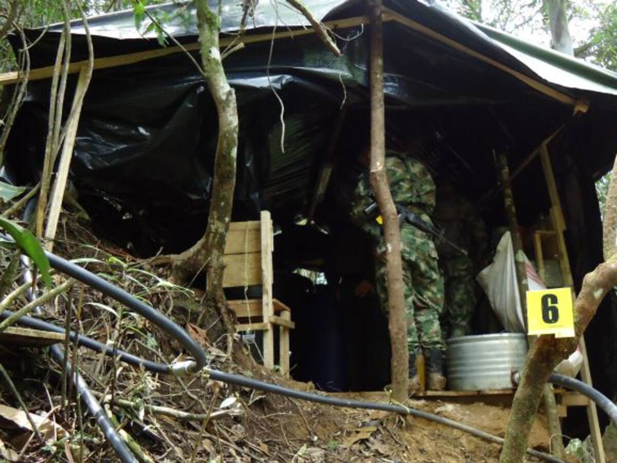 Destruyen en Antioquia laboratorio que producía 8 toneladas de cocaína al mes