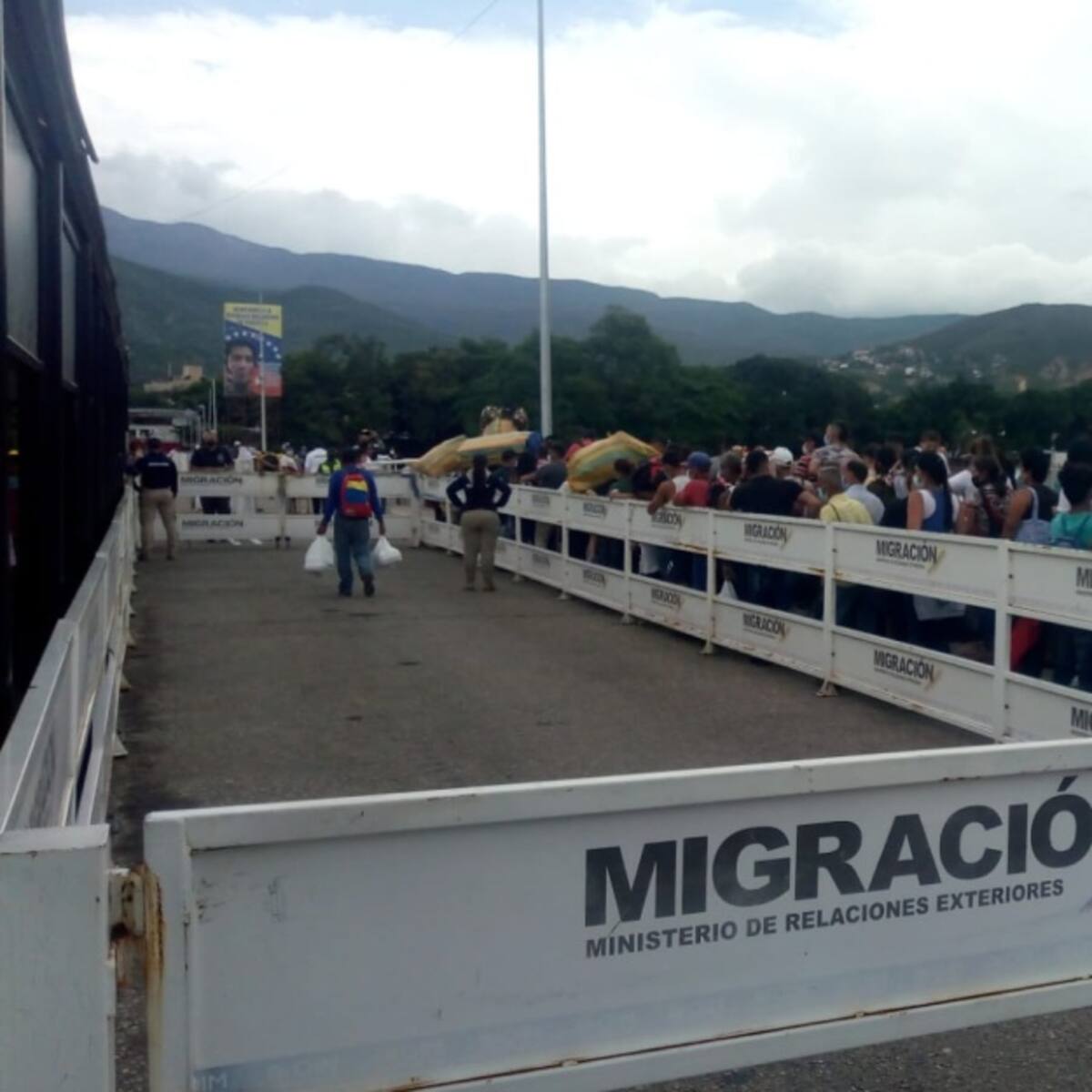 Empresarios venezolanos esperan definir garantías de pagos a exportadores