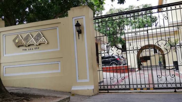 No se violó el proceso, la ley lo permite: experto sobre venta de acciones Triple A